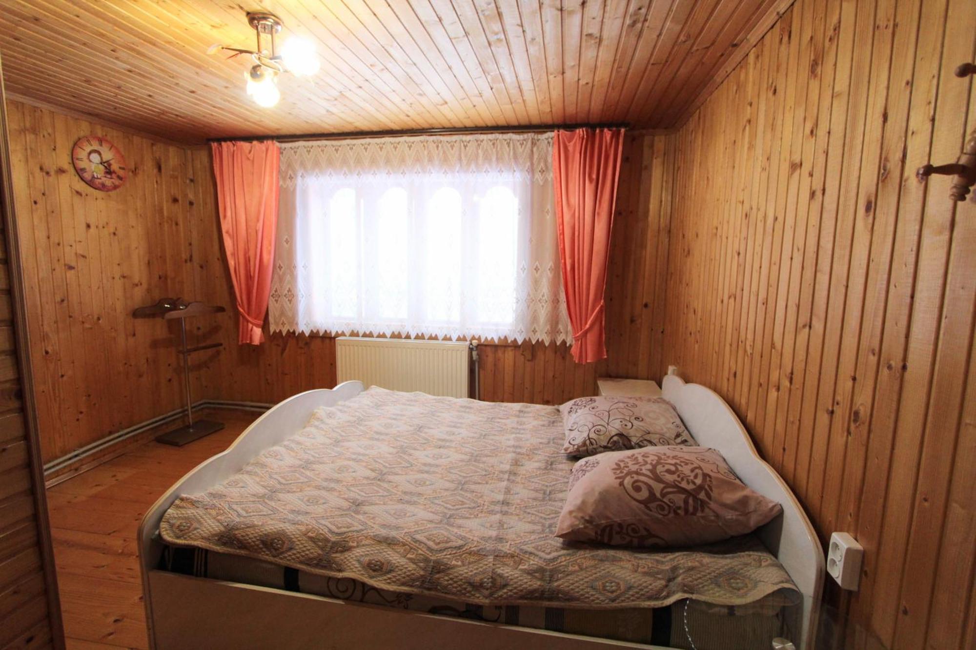 Багрівчанка Yaremche Quarto foto